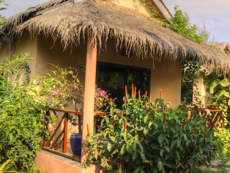 The Secret Garden At Otres Beach Sihanoukville Exterior photo